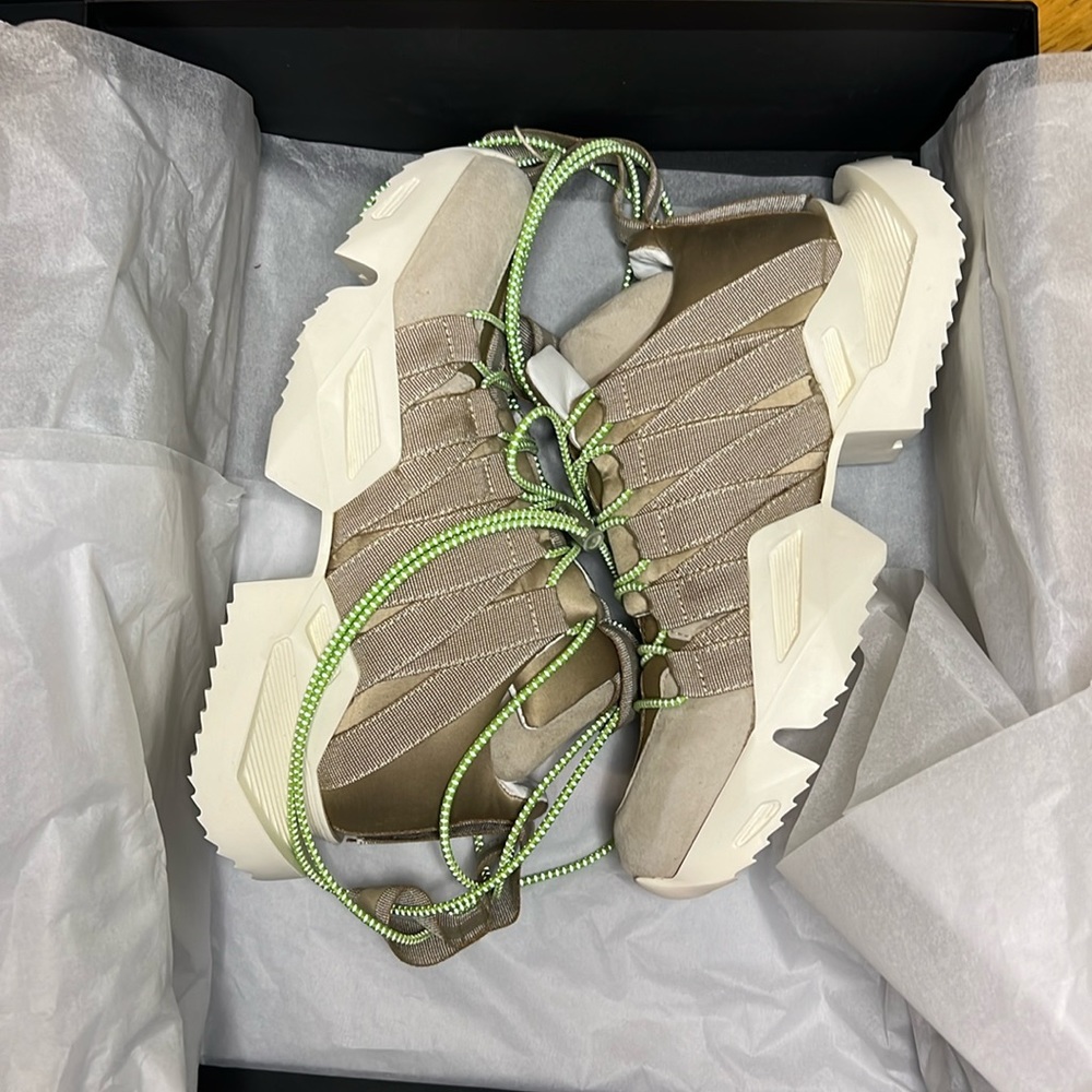 Ben Taverniti Unravel project sneakers size 35